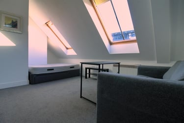 1 bed studio, Westmorland Road, Newcastle Upon Tyne, Newcastle, NE14EG - Image 2